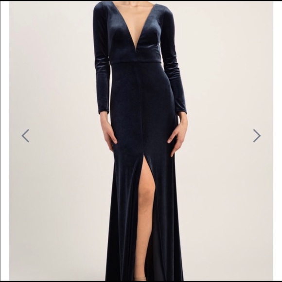 Malia gown - Picture 2 of 5